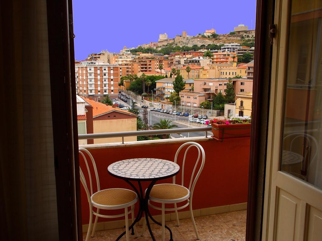 Bed and Breakfast Superpanoramico à Cagliari Extérieur photo